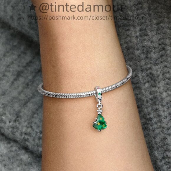 Pandora Sparkling Christmas Tree Dangle Charm - Picture 2 of 2